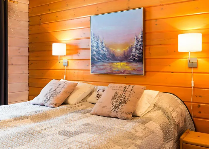 Karinhippu A Visit *